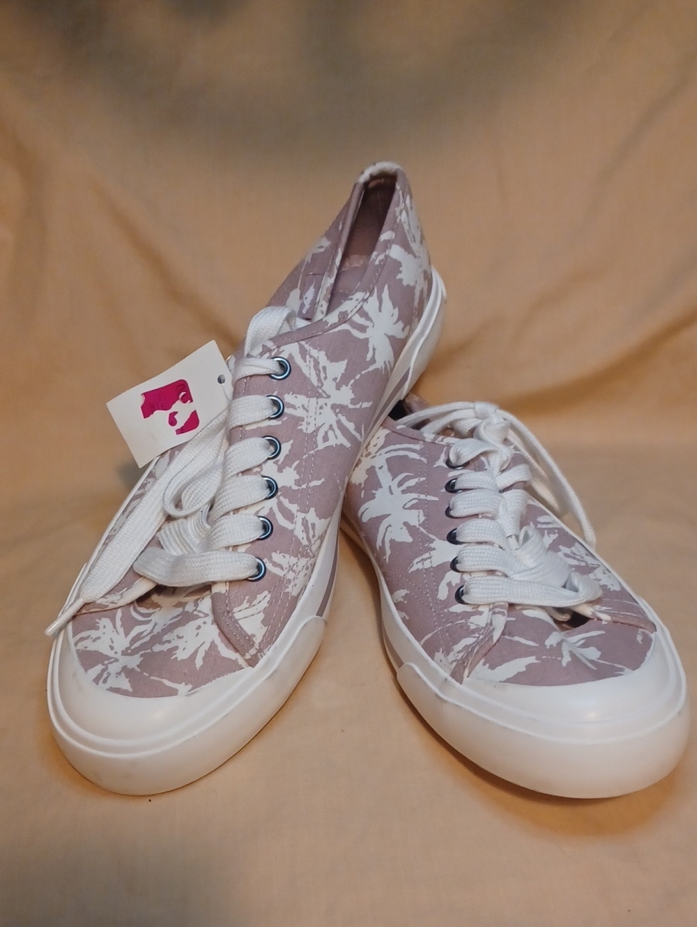 NWT Rocket Dog Jumpin Palm Tennis